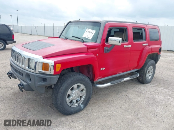2006 Hummer H3 with VIN 5GTDN136168309603, listed as a IAAI auction lot 42156364 with 1 mi miles. Bid and sale history available at carsss.com. Image 2.