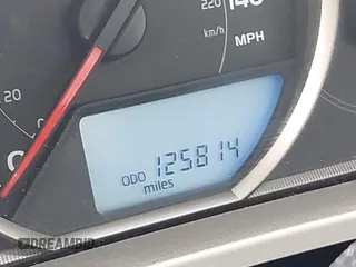 2015 Toyota RAV4 XLE z VIN JTMRFREV4FJ015019, wystawiony jako IAAI lot #42171898 z przebiegiem 125 814 mil mil oraz . Historia ofert i sprzedaży dostępna na DreamBid. Obrazek 16.