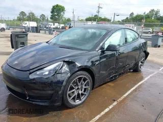 2023 Tesla Model 3 с VIN 5YJ3E1EA5PF429376, выставлен на аукционе IAAI как лот 42133030 с пробегом 105 466 миль миль и . История ставок и продаж доступна на DreamBid. Изображение 2.