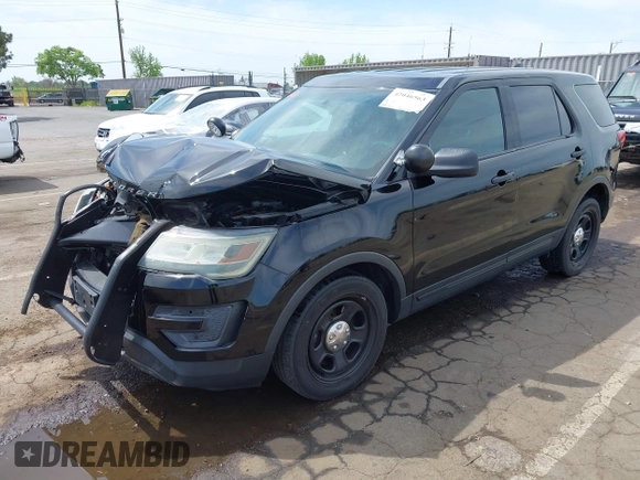 2016 Ford Police Interceptor Utility z VIN 1FM5K8AR8GGB36191, wystawiony jako IAAI lot #42046563 z przebiegiem 102 912 mil mil oraz . Historia ofert i sprzedaży dostępna na DreamBid. Obrazek 17.
