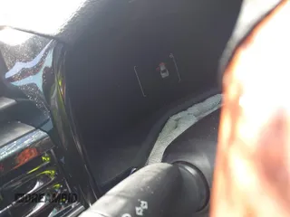 2025 Toyota Camry LE z VIN 4T1DBADK8SU004060, wystawiony jako IAAI lot #41891342 z przebiegiem 3 354 mil mil oraz . Historia ofert i sprzedaży dostępna na DreamBid. Obrazek 7.