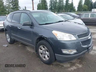 2012 Chevrolet Traverse LS z VIN 1GNKRFED5CJ351327, wystawiony jako IAAI lot #42410097 z przebiegiem 174 440 mil mil oraz . Historia ofert i sprzedaży dostępna na DreamBid. Obrazek 1.