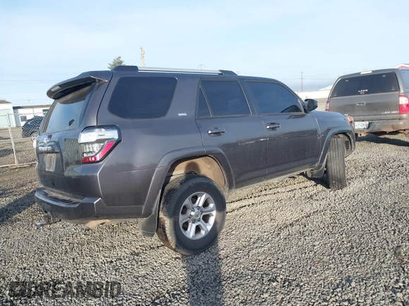 2021 Toyota 4Runner SR5 with VIN JTEMU5JR8M5878358, listed as a IAAI auction lot 41826705 with 76,748 mi miles and . Bid and sale history available at DreamBid. Image 4.