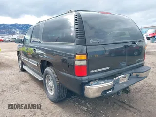 2004 Chevrolet Suburban LT with VIN 3GNEC16T84G317408, listed as a IAAI auction lot 41758444 with 296,784 mi miles. Bid and sale history available at carsss.com. Image 6.
