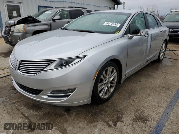 2015 Lincoln MKZ with VIN 3LN6L2J99FR628945, listed as a Copart auction lot 50573555 with 139,644 mi miles and Salvage title. Bid and sale history available at DreamBid. Image 1.