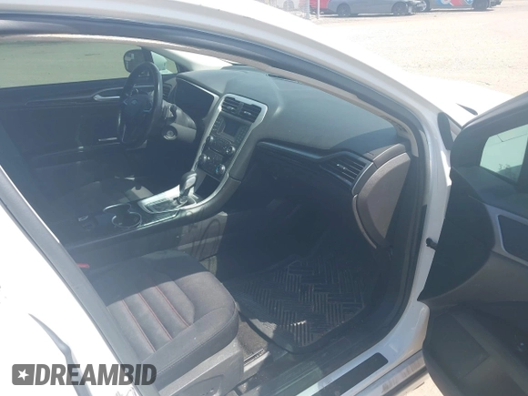 2015 Ford Fusion SE with VIN 3FA6P0H97FR284010, listed as a IAAI auction lot 42092309 with 171,826 mi miles and . Bid and sale history available at DreamBid. Image 5.