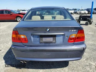 2003 BMW 3 Series 325i with VIN WBAET37453NJ37219, listed as a Copart auction lot 69101914 with 100,816 mi miles and Salvage Title. Bid and sale history available at carsss.com. Image 6.