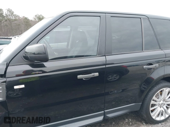 2010 Land Rover Range Rover Sport HSE Lux with VIN SALSK2D40AA256770, listed as a IAAI auction lot 38414296 with 127,000 mi miles and . Bid and sale history available at DreamBid. Image 15.