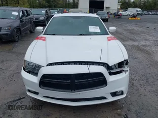 2014 Dodge Charger SXT z VIN 2C3CDXHG9EH162406, wystawiony jako IAAI lot #42159901 z przebiegiem 139 138 mil mil oraz . Historia ofert i sprzedaży dostępna na DreamBid. Obrazek 13.