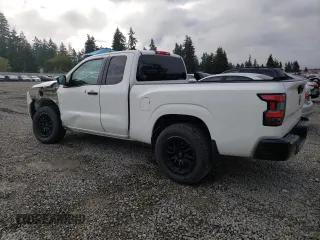 2022 Nissan Frontier S with VIN 1N6ED1CM6NN656743, listed as a Copart auction lot 70841994 with 11,049 mi miles and Salvage Title. Bid and sale history available at carsss.com. Image 2.