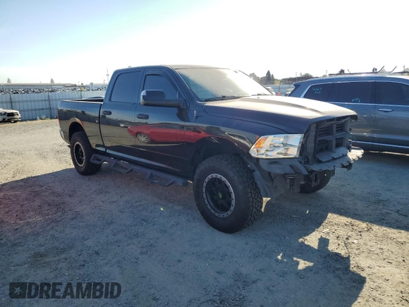 2018 Ram 1500 Tradesman z VIN 1C6RR7ST7JS102633, wystawiony jako Copart lot #72438884 z przebiegiem 84 725 mil mil oraz Szkoda całkowita • Salvage title. Historia ofert i sprzedaży dostępna na DreamBid. Obrazek 4.