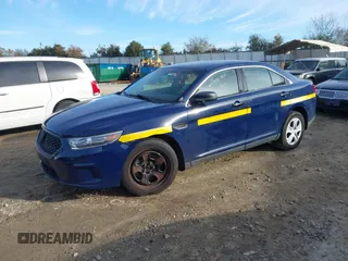 2015 Ford Police Interceptor with VIN 1FAHP2L88FG126107, listed as a IAAI auction lot 41304337 with 205,164 mi miles and . Bid and sale history available at DreamBid. Image 17.