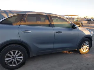 2020 Kia Sorento LX with VIN 5XYPG4A38LG641907, listed as a IAAI auction lot 40848514 with 119,140 mi miles. Bid and sale history available at carsss.com. Image 14.
