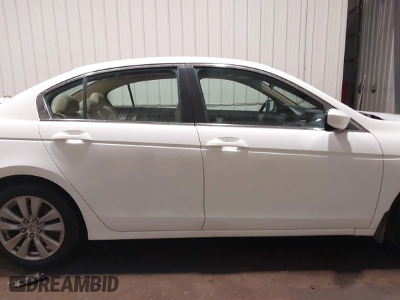 2012 Honda Accord EX z VIN 1HGCP2F78CA026063, wystawiony jako IAAI lot #41647289 z przebiegiem 82 516 mil mil oraz . Historia ofert i sprzedaży dostępna na DreamBid. Obrazek 14.