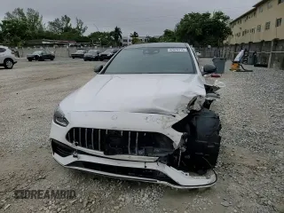 2024 Mercedes-Benz C 43 AMG z VIN W1KAF8HB8RR228611, wystawiony jako Copart lot #42020315 z przebiegiem 1 161 mil mil oraz Szkoda całkowita • Salvage title. Historia ofert i sprzedaży dostępna na DreamBid. Obrazek 11.