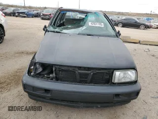 1996 Volkswagen Jetta с VIN 3VWRA81H5TM069238, выставлен на аукционе Copart как лот 42831195 с пробегом 226 935 миль миль и Списание • Salvage title. История ставок и продаж доступна на DreamBid. Изображение 5.