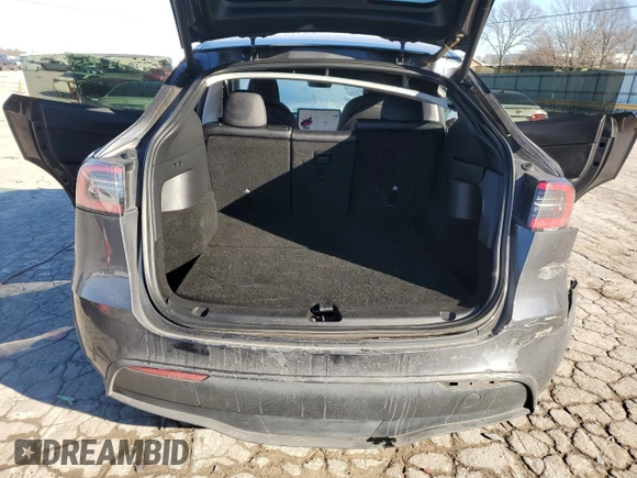 2021 Tesla Model Y Long Range with VIN 5YJYGDEE0MF088159, listed as a Copart auction lot 88668465 with 131,414 mi miles and Salvage Title. Bid and sale history available at DreamBid. Image 13.