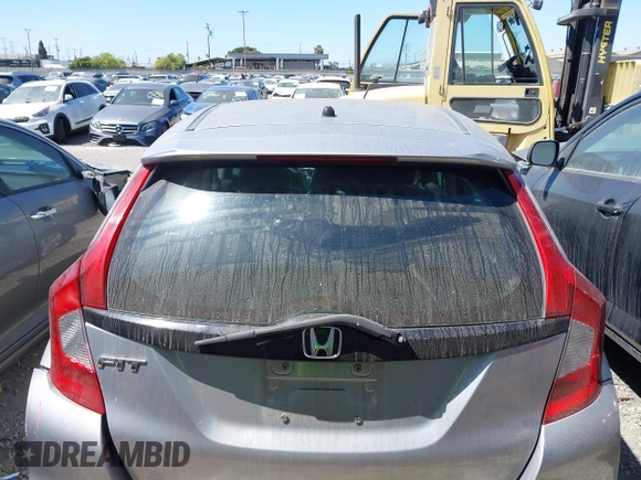 2019 Honda Fit LX z VIN 3HGGK5H42KM733455, wystawiony jako IAAI lot #42644157 z przebiegiem 51 036 mil mil oraz . Historia ofert i sprzedaży dostępna na DreamBid. Obrazek 17.