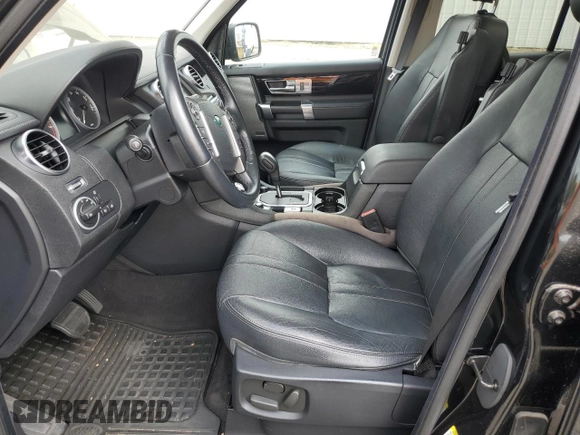 2011 Land Rover LR4 HSE z VIN SALAG2D44BA574762, wystawiony jako Copart lot #52879815 z przebiegiem Nie podano mil oraz Nie do naprawy • Non repairable. Historia ofert i sprzedaży dostępna na DreamBid. Obrazek 7.