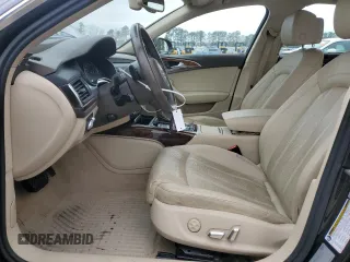 2017 Audi A6 Prestige z VIN WAUH2AFC9HN093312, wystawiony jako Copart lot #83522484 z przebiegiem 87 113 mil mil oraz Szkoda całkowita • Salvage title. Historia ofert i sprzedaży dostępna na DreamBid. Obrazek 7.