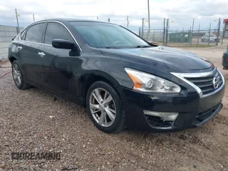 2013 Nissan Altima SL with VIN 1N4AL3AP2DC916729, listed as a IAAI auction lot 41548359 with 114,574 mi miles and . Bid and sale history available at DreamBid. Image 1.