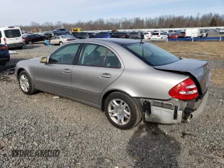 2004 Mercedes-Benz E-Class 3.2L with VIN WDBUF82JX4X121408, listed as a Copart auction lot 44961845 with 191,778 mi miles and Salvage Title. Bid and sale history available at carsss.com. Image 2.
