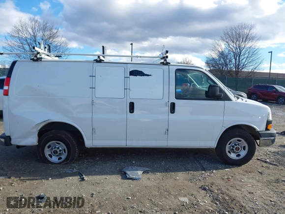 2021 GMC Savana Cargo Van with VIN 1GTW7AF78M1242423, listed as a IAAI auction lot 41479526 with 1 mi miles. Bid and sale history available at carsss.com. Image 12.