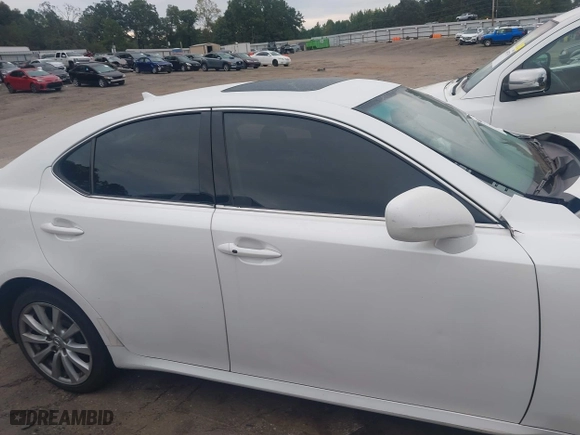 2007 Lexus IS 250 with VIN JTHCK262472010202, listed as a IAAI auction lot 40483091 with 1 mi miles. Bid and sale history available at carsss.com. Image 12.
