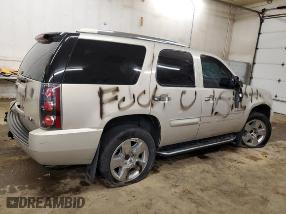 2007 GMC Yukon Denali z VIN 1GKFK638X7J301747, wystawiony jako Copart lot #57597345 z przebiegiem 186 365 mil mil oraz Szkoda całkowita • Salvage title. Historia ofert i sprzedaży dostępna na DreamBid. Obrazek 3.