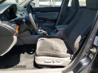 2012 Honda Accord EX с VIN 1HGCP2F70CA182324, выставлен на аукционе Copart как лот 61295195 с пробегом 228 681 миль миль и Списание • Salvage title. История ставок и продаж доступна на DreamBid. Изображение 7.