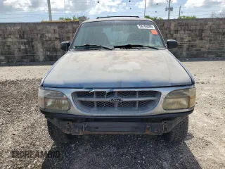 2000 Ford Explorer XLS z VIN 1FMZU62X6YZB94402, wystawiony jako Copart lot #58766885 z przebiegiem Nie podano mil oraz Tytuł czysty. Historia ofert i sprzedaży dostępna na DreamBid. Obrazek 5.