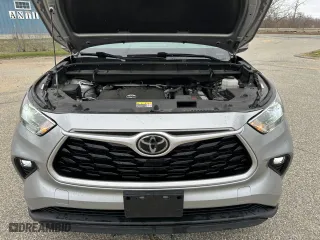 2022 Toyota Highlander XLE with VIN 5TDHZRBH2NS163799, listed as a Copart auction lot 54420685 with 192,047 mi miles and Clean Title. Bid and sale history available at carsss.com. Image 7.