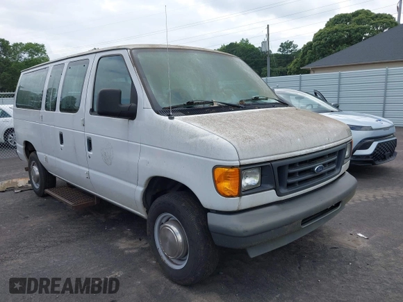 2003 Ford Econoline Passenger XL с VIN 1FBNE31L13HB41347, выставлен на аукционе IAAI как лот 42448319 с пробегом 58 602 миль миль и . История ставок и продаж доступна на DreamBid. Изображение 1.
