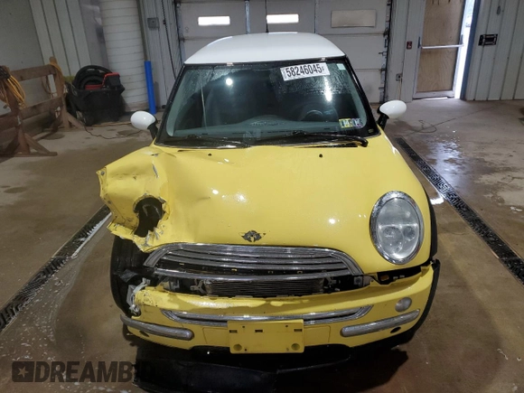 2002 MINI Hardtop z VIN WMWRC33412TE12203, wystawiony jako Copart lot #58246045 z przebiegiem 132 506 mil mil oraz Szkoda całkowita • Salvage title. Historia ofert i sprzedaży dostępna na DreamBid. Obrazek 5.