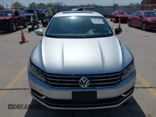 2018 Volkswagen Passat 2.0T SE with VIN 1VWBA7A3XJC045113, listed as a IAAI auction lot 41814006 with 59,095 mi miles. Bid and sale history available at carsss.com. Image 12.