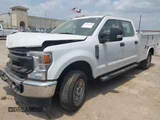 2022 Ford Super Duty F-250 SRW XL with VIN 1FD7W2B63NEF35601, listed as a IAAI auction lot 42159378 with 133,799 mi miles. Bid and sale history available at carsss.com. Image 2.