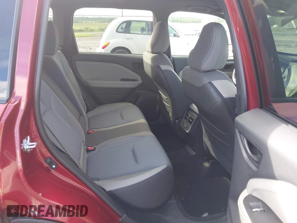 2025 Subaru Forester Premium with VIN JF2SLDBCXSH524065, listed as a IAAI auction lot 42329720 with 2,875 mi miles and . Bid and sale history available at DreamBid. Image 8.