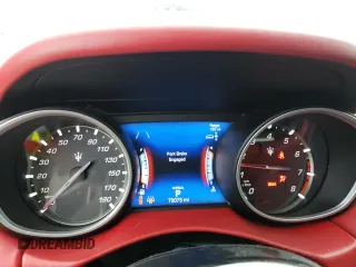 2019 Maserati Levante S z VIN ZN661YUS1KX313164, wystawiony jako Copart lot #72541242 z przebiegiem 73 073 mil mil oraz . Historia ofert i sprzedaży dostępna na DreamBid. Obrazek 9.