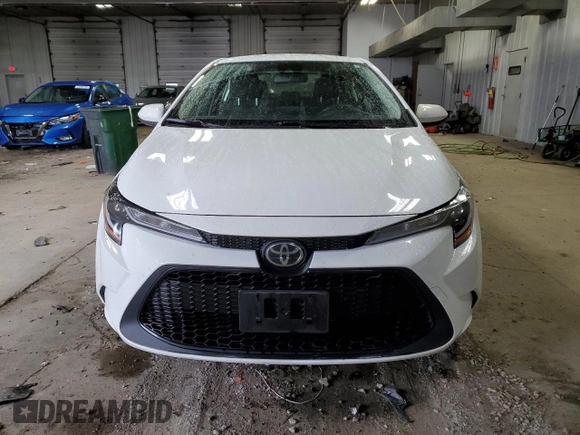 2022 Toyota Corolla LE with VIN JTDEPMAE8N3013331, listed as a Copart auction lot 55244145 with 33,045 mi miles and Salvage Title. Bid and sale history available at carsss.com. Image 5.