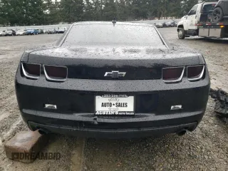 2010 Chevrolet Camaro LS z VIN 2G1FE1EV6A9218658, wystawiony jako Copart lot #43665065 z przebiegiem Nie podano mil oraz Szkoda całkowita • Salvage title. Historia ofert i sprzedaży dostępna na DreamBid. Obrazek 6.