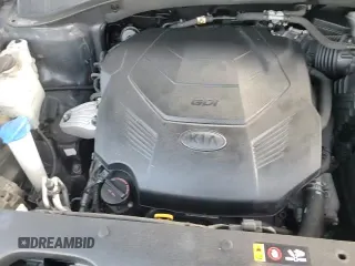 2020 Kia Sorento EX с VIN 5XYPHDA50LG709034, выставлен на аукционе Copart как лот 80615515 с пробегом 71 741 миль миль и На запчасти • Non repairable. История ставок и продаж доступна на DreamBid. Изображение 17.