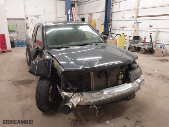 2005 Chevrolet Colorado LS Z71 with VIN 1GCDT196258150397, listed as a IAAI auction lot 41389994 with 325,613 mi miles. Bid and sale history available at carsss.com. Image 1.