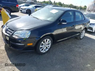 2010 Volkswagen Jetta Limited Edition with VIN 3VWRZ7AJ6AM163552, listed as a IAAI auction lot 42540534 with 205,796 mi miles and . Bid and sale history available at DreamBid. Image 2.