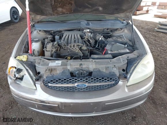 2002 Ford Taurus LX with VIN 1FAFP52U72G284116, listed as a IAAI auction lot 42004075 with 86,544 mi miles. Bid and sale history available at carsss.com. Image 10.