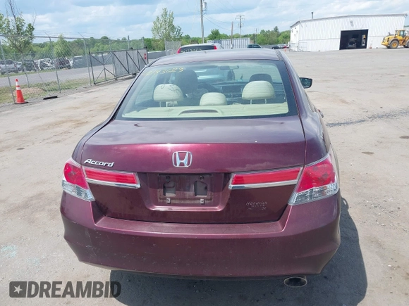 2011 Honda Accord LX z VIN 1HGCP2F30BA084129, wystawiony jako IAAI lot #42183623 z przebiegiem 163 272 mil mil oraz . Historia ofert i sprzedaży dostępna na DreamBid. Obrazek 16.