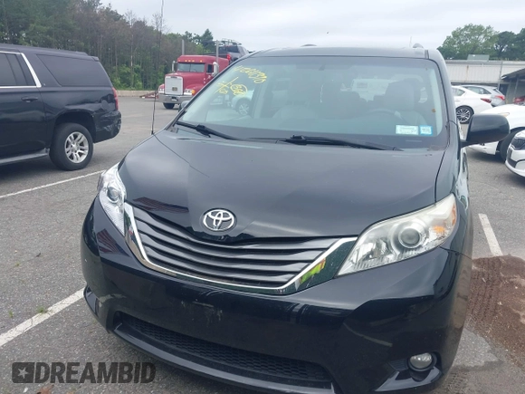 2013 Toyota Sienna XLE AAS with VIN 5TDYK3DCXDS302949, listed as a IAAI auction lot 42611370 with 236,663 mi miles and . Bid and sale history available at DreamBid. Image 12.