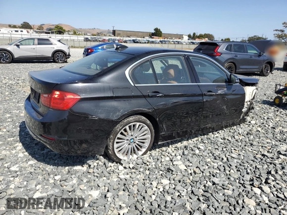 2013 BMW 3 Series 328i xDrive z VIN WBA3B5C54DF597780, wystawiony jako Copart lot #60800255 z przebiegiem Nie podano mil oraz Szkoda całkowita • Salvage title. Historia ofert i sprzedaży dostępna na DreamBid. Obrazek 3.