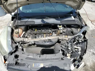 2017 Ford Escape S z VIN 1FMCU0F74HUA19804, wystawiony jako Copart lot #60260425 z przebiegiem 105 587 mil mil oraz Szkoda całkowita • Salvage title. Historia ofert i sprzedaży dostępna na DreamBid. Obrazek 12.