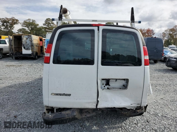 2018 Chevrolet Express Cargo Van with VIN 1GCWGAFP9J1339951, listed as a Copart auction lot 78362654 with 104,409 mi miles and Salvage Title. Bid and sale history available at carsss.com. Image 6.