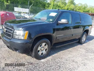 2011 Chevrolet Suburban LT z VIN 1GNSKJE34BR400810, wystawiony jako IAAI lot #42379234 z przebiegiem 273 228 mil mil oraz . Historia ofert i sprzedaży dostępna na DreamBid. Obrazek 18.